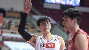 프로농구 kt 양홍석(왼쪽) (사진=KBL 제공, 연합뉴스)