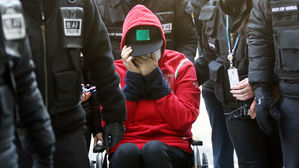 8살 딸 살해한 40대 어머니 영장심사