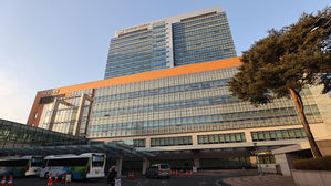 '코로나 밀접 접촉' 박근혜, 내일 외부 병원서 서울구치소 복귀