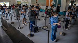 필리핀 고도프레도 P. 라모스 공항