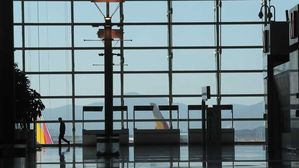 텅 빈 인천공항