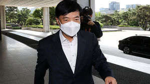 이성윤, '버티기' 모드…사실상 자진사퇴 요구 일축