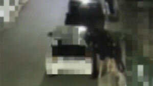 여친 억지로 끌고 가던 남성 (실시간 E뉴스)