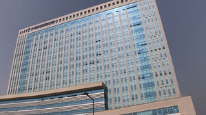 '성폭행 혐의' 전직 프로야구 선수 징역 3년 6월…법정구속