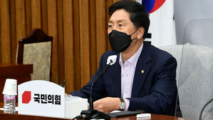 김기현 "드루킹 몸통 문 대통령, 선택적 침묵…특검 연장해야"