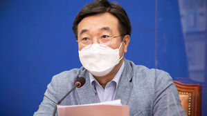 윤호중 민주당 원내대표