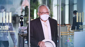 원전 수사팀 "백운규 배임교사 혐의 있다"…기소 강행 의지