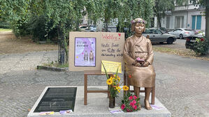 베를린 소녀상, 일단 1년 더 머문다…미테구청 허가 연장