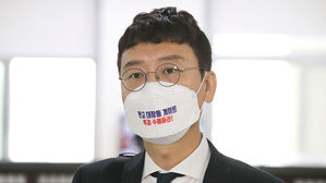 김웅 "녹취 유출, 대장동 은폐 공작…조성은과 통화 기억 못 해"