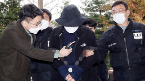 '층간소음 갈등' 일가족에 흉기 휘두른 40대 영장심사