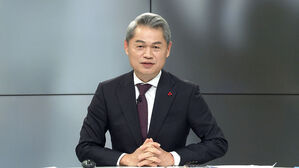 [HOT 브리핑] 현대사 구비구비 함께 한 '아침이슬', 올해가 쉰 살