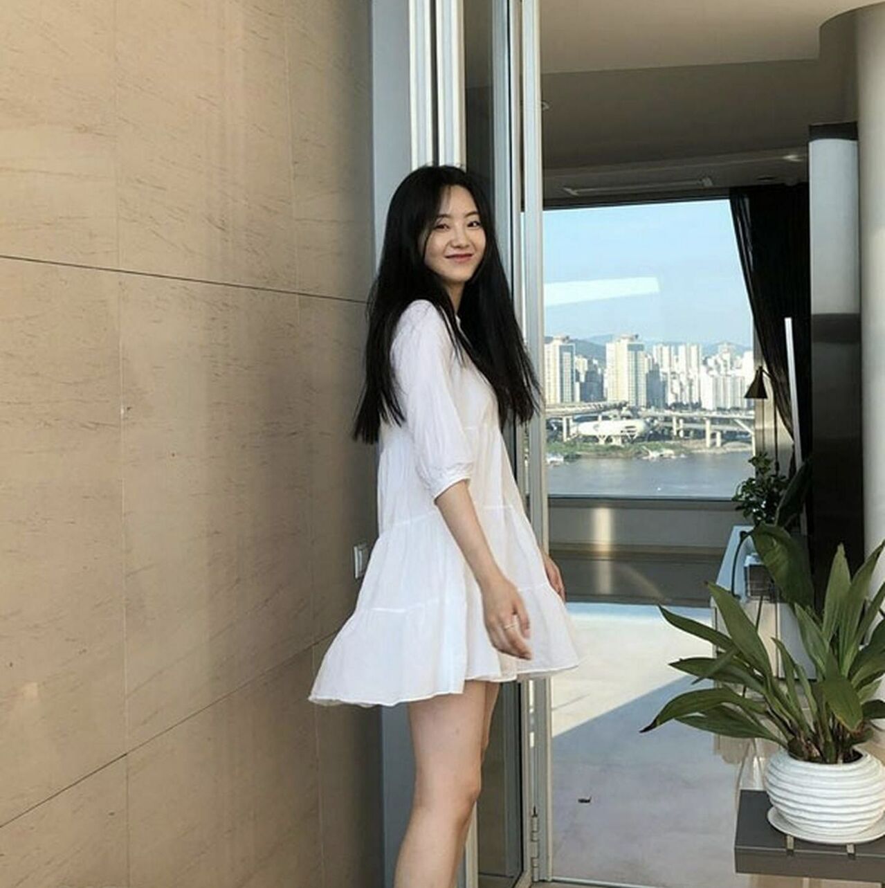 Cho Yi Hyun