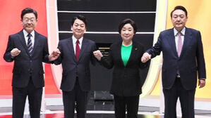 대선 후보들 첫 법정토론, 코로나 경제 대책 놓고 '격돌'