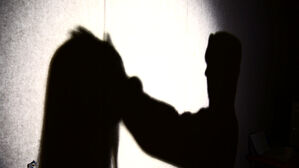 논문 핑계로 14번이나…"성폭행 녹취 푼다" 악마 교수