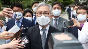 [영상] 최강욱 의원 2심도 의원직 상실형…"표적 수사 결과 아니라고 보는지 납득 어려워"