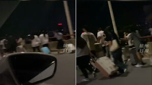 [월드리포트] 또 봉쇄될라…中 시안 대학생들 한밤 탈출 행렬