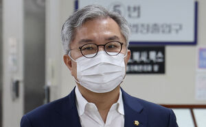 최강욱 더불어민주당 의원