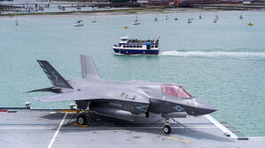 [월드리포트] 조종사 없이 100km 비행…첨단도 너무 첨단?