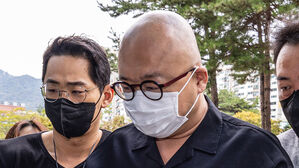 마약 투약 혐의 받는 향하는 유명 작곡가 돈스파이크