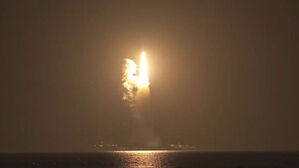 [월드리포트] 중국, 서해상에서 로켓 발사&hellip;로켓 파편 어디로