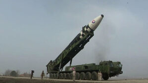 북한, ICBM 고각 발사 (자료화면)