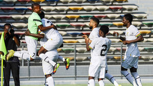 2차전 상대 가나, 완전체로 첫 공개 훈련