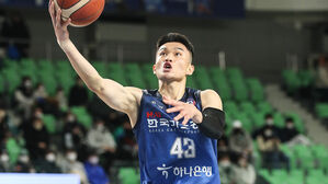 슛 시도하는 이대성 (사진=KBL 제공, 연합뉴스)