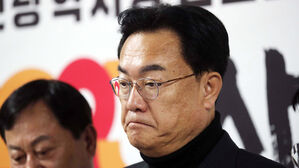 정진석 비대위원장