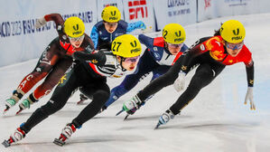 최민정(27번 헬멧) (사진=FISU 트위터 캡처, 연합뉴스)
