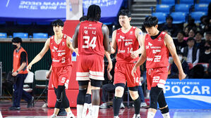 서울 SK 선수들 (사진=KBL 제공, 연합뉴스)