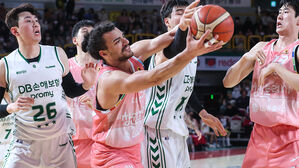 2위 LG, DB에 패배…인삼공사 '매직넘버 2'