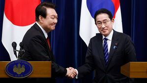 기시다 "윤 대통령과 현안 적절한 관리 · 순차적 해결에 일치"