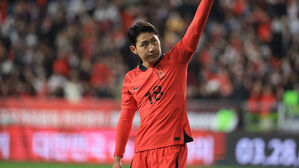 이강인, 우루과이전 선발 출격&hellip;최전방엔 황의조