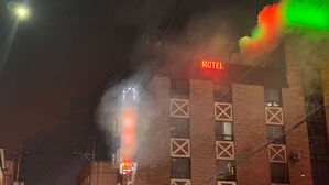 광주 모텔 건물 화재 진화 완료…투숙객 등 9명 구조돼