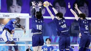 대한항공, 현대캐피탈 제압…챔피언결정 1차전 승리