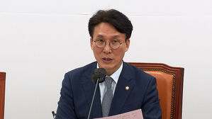 김민석 정책위의장
