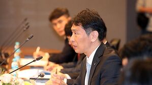 상생금융 간담회 참석한 이복현 금감원장