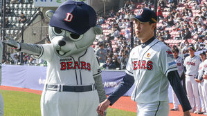 그라운드 오르는 김유성