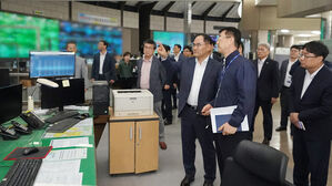한국철도공사 철도교통관제센터를 찾은 임종득 국가안보실 2차장 (사진=대통령실 제공, 연합뉴스)