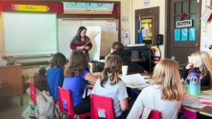 섬네일 이미지:[사실은] "교사-가해 학생 '즉시 분리'"…외국은 '교사 사생활 보호' 초점