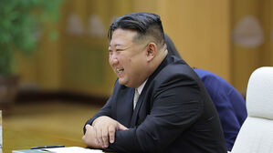 북한 김정은, 중국 정부대표단 접견 (사진=평양 조선중앙통신, 연합뉴스)