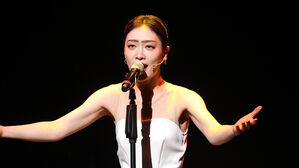 김히어라