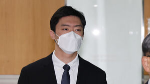 전우원