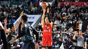 SK 안영준의 3점슛 (사진=KBL 제공, 연합뉴스)