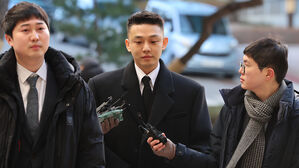 유아인 측 "우울증 오래 앓아…수면마취제 의존 투약 인정·반성"