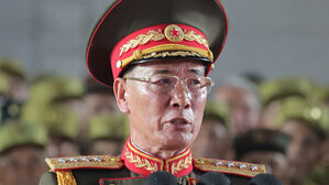 EU, 13차 대러시아 제재 시행&hellip;북한 국방상 &middot; 미사일총국 등 포함