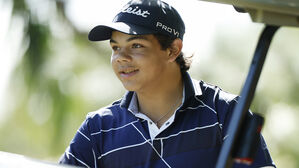 "'골프황제' 우즈 아들, PGA투어 예선전서 극성팬들 때문에 곤욕 치렀다"