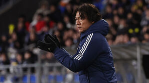 '축구 대표팀 감독 후보' 홍명보 "옛날 생각도 나고…힘든 시간"