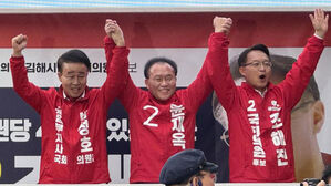 '낙동강 벨트' 찾은 국민의힘 윤재옥 "민주당 200석 막아달라"