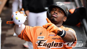 '타선 폭발' 한화, 홈 만원 관중 앞에서 6연승 돌풍